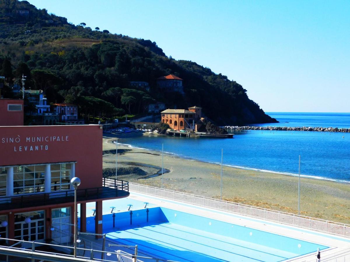 Trilocale Con Meravigliosa Vista Mare, 레반토 외부 사진